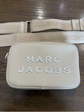 Marc Jacobs Cream Flash Crossbody Camera Bag